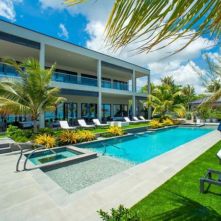 Black Urchin Boutique Resort Bodden Town Luaran gambar