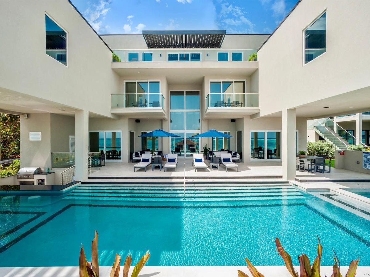 Black Urchin Boutique Resort Bodden Town Luaran gambar
