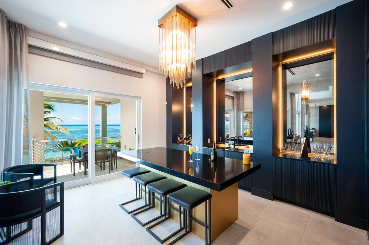 Black Urchin Boutique Resort Bodden Town Luaran gambar