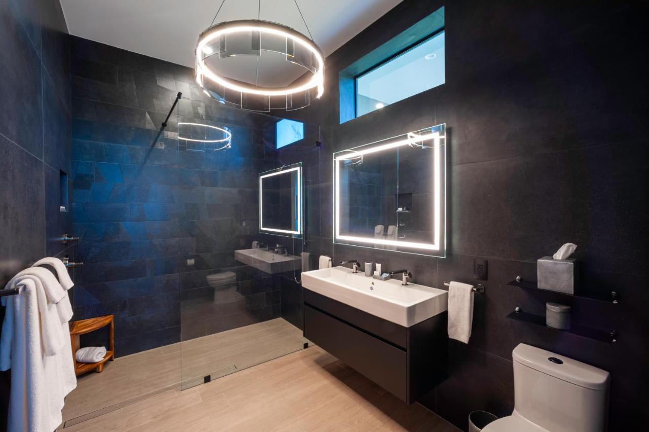 Black Urchin Boutique Resort Bodden Town Luaran gambar